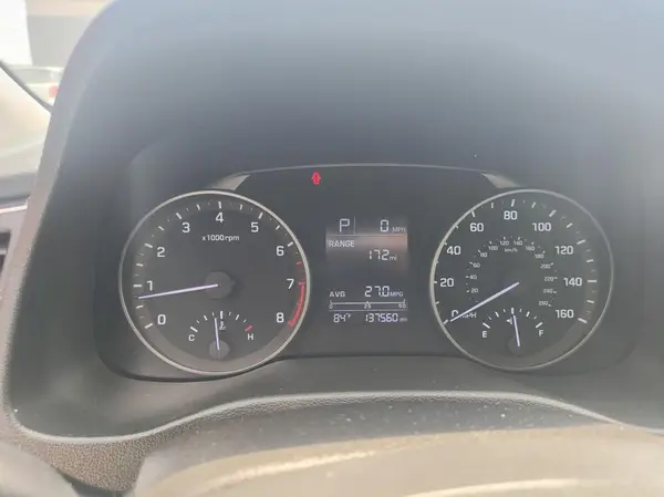 5NPD74LF9JH352846 2018 HYUNDAI ELANTRA - Image 8