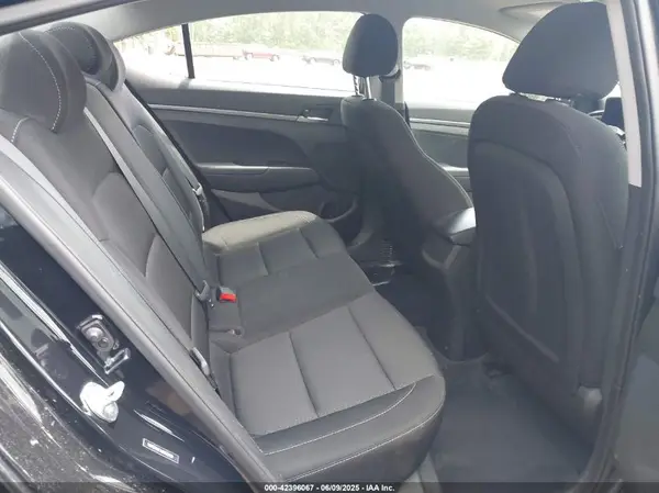 5NPD74LF9JH355130 2018 HYUNDAI ELANTRA - Image 8