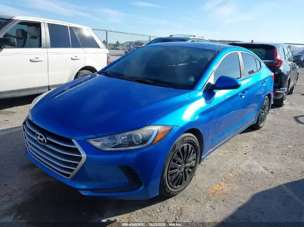 5NPD74LF9JH355273 2018 HYUNDAI ELANTRA - Image 2