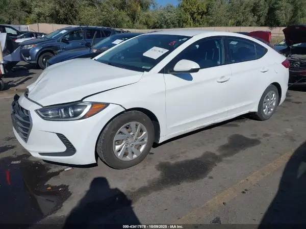 5NPD74LF9JH355788 2018 HYUNDAI ELANTRA - Image 2
