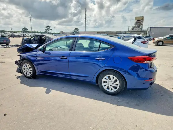 5NPD74LF9JH355855 2018 HYUNDAI ELANTRA - Image 2