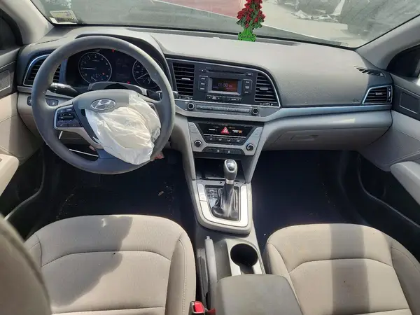 5NPD74LF9JH355855 2018 HYUNDAI ELANTRA - Image 8