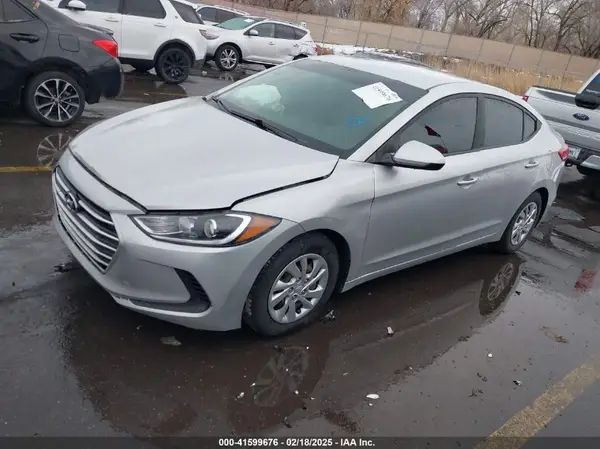 5NPD74LF9JH356083 2018 HYUNDAI ELANTRA - Image 2