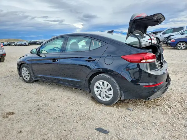 5NPD74LF9JH365785 2018 HYUNDAI ELANTRA - Image 2