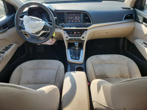 5NPD74LF9JH368508 2018 HYUNDAI ELANTRA - Image 8