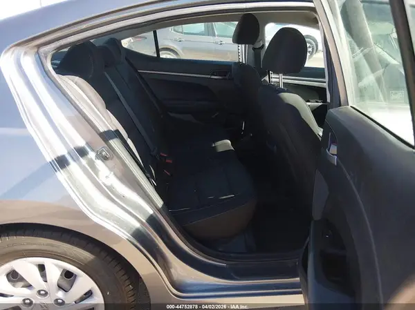 5NPD74LF9JH371120 2018 HYUNDAI ELANTRA - Image 8
