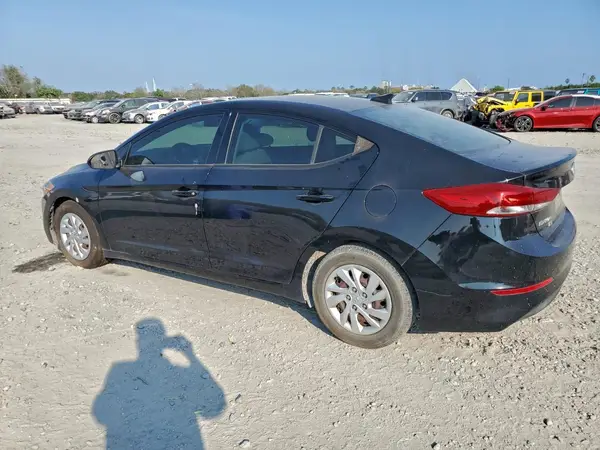 5NPD74LF9JH373286 2018 HYUNDAI ELANTRA - Image 2