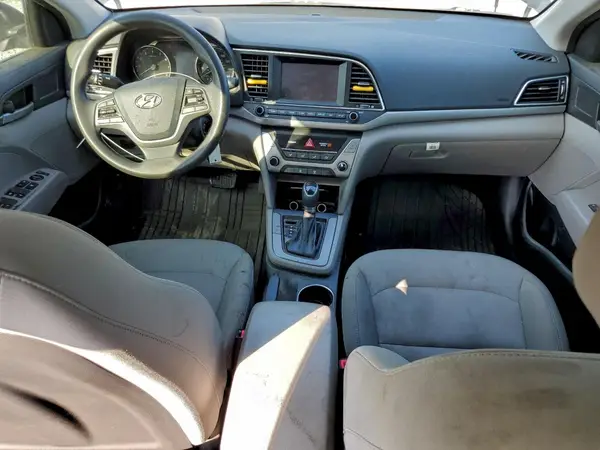 5NPD74LF9JH373286 2018 HYUNDAI ELANTRA - Image 8