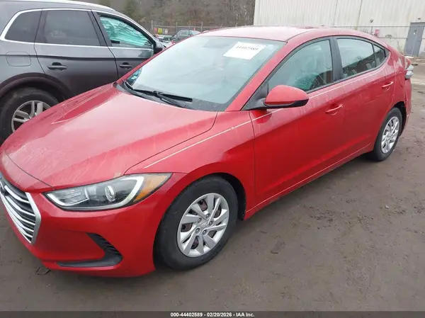 5NPD74LF9JH375863 2018 HYUNDAI ELANTRA - Image 2