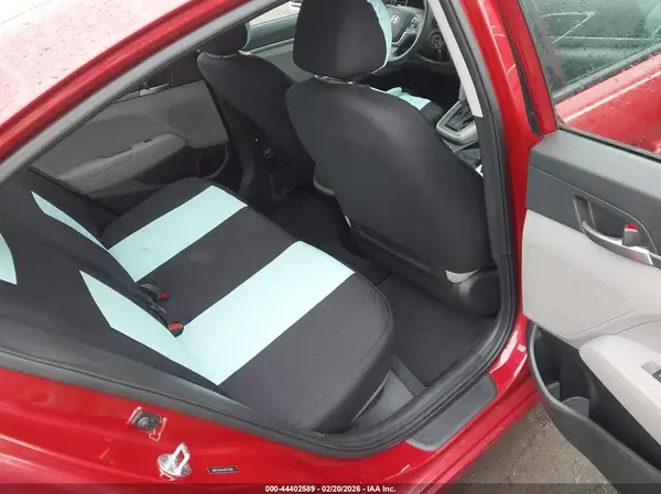 5NPD74LF9JH375863 2018 HYUNDAI ELANTRA - Image 8