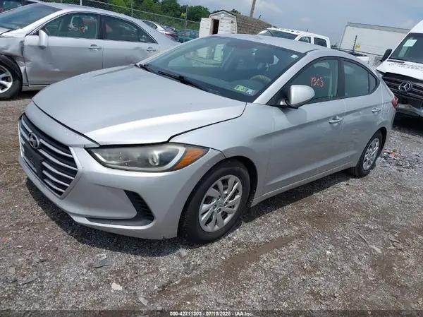 5NPD74LF9JH377399 2018 HYUNDAI ELANTRA - Image 2