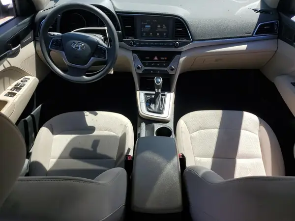 5NPD74LF9JH379315 2018 HYUNDAI ELANTRA - Image 8