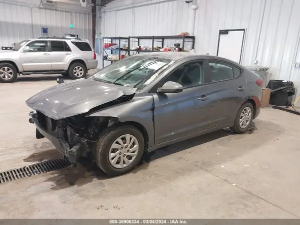 5NPD74LF9JH382862 2018 HYUNDAI ELANTRA - Image 2