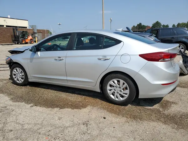 5NPD74LF9JH383784 2018 HYUNDAI ELANTRA - Image 2
