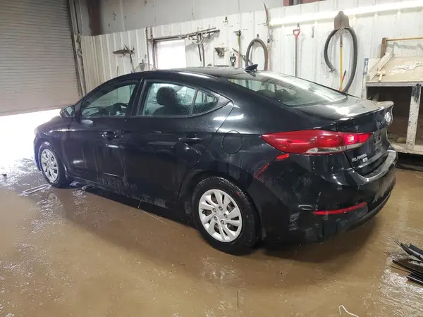 5NPD74LF9JH393330 2018 HYUNDAI ELANTRA - Image 2