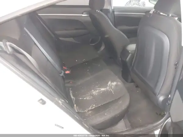 5NPD74LF9KH405378 2019 HYUNDAI ELANTRA - Image 8