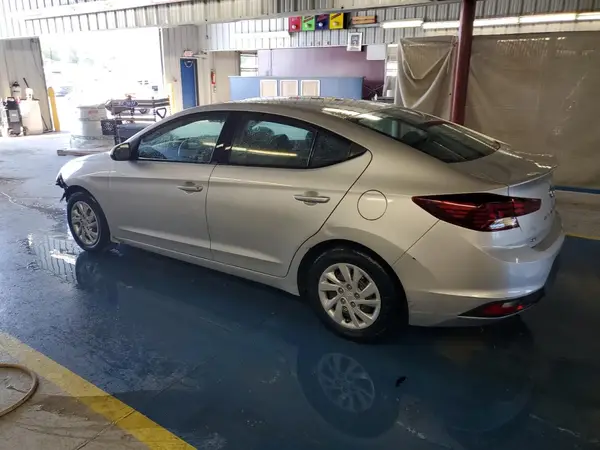 5NPD74LF9KH406496 2019 HYUNDAI ELANTRA - Image 2