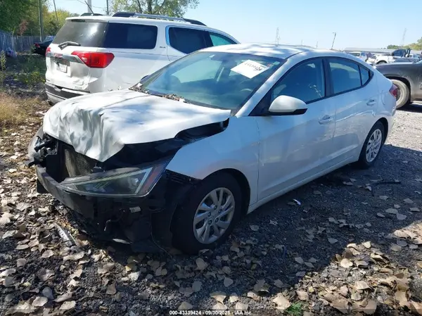 5NPD74LF9KH425730 2019 HYUNDAI ELANTRA - Image 2
