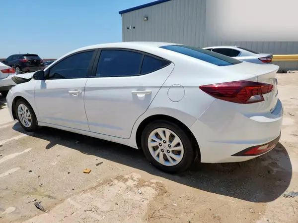 5NPD74LF9KH433617 2019 HYUNDAI ELANTRA - Image 2