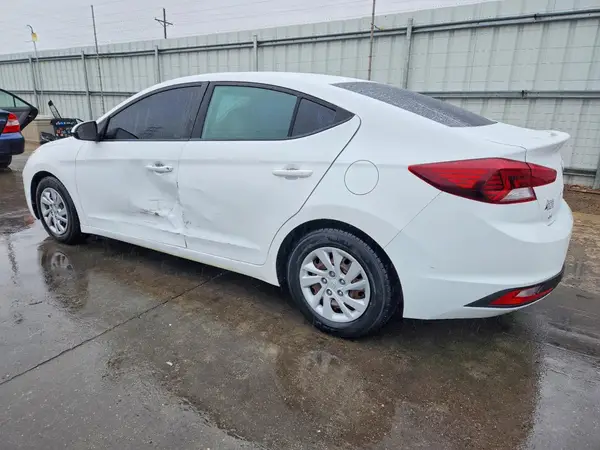 5NPD74LF9KH436615 2019 HYUNDAI ELANTRA - Image 2