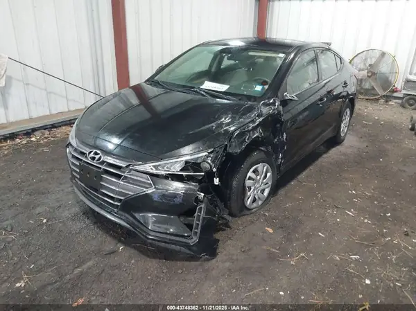 5NPD74LF9KH438929 2019 HYUNDAI ELANTRA - Image 2