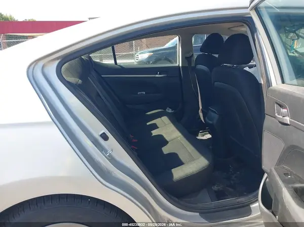 5NPD74LF9KH446741 2019 HYUNDAI ELANTRA - Image 8