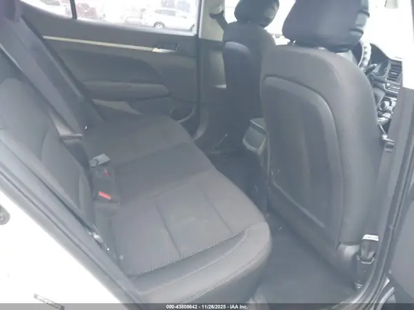 5NPD74LF9KH451678 2019 HYUNDAI ELANTRA - Image 8