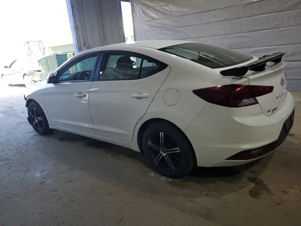 5NPD74LF9KH461594 2019 HYUNDAI ELANTRA - Image 2