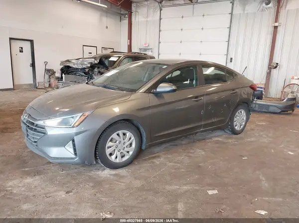 5NPD74LF9KH470666 2019 HYUNDAI ELANTRA - Image 2