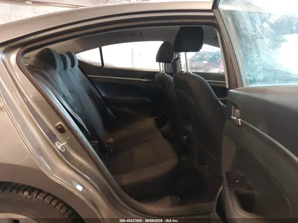 5NPD74LF9KH470666 2019 HYUNDAI ELANTRA - Image 8