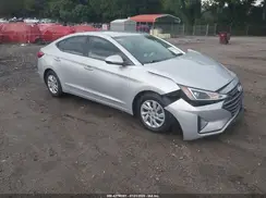 5NPD74LF9KH475608 2019 HYUNDAI ELANTRA