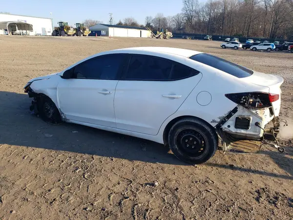 5NPD74LF9KH484843 2019 HYUNDAI ELANTRA - Image 2