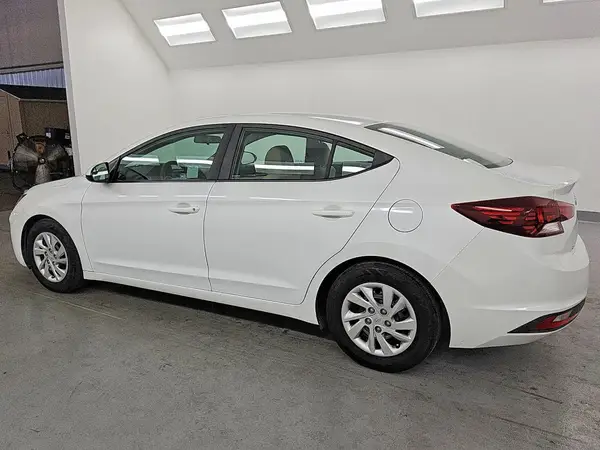 5NPD74LF9KH485409 2019 HYUNDAI ELANTRA - Image 2