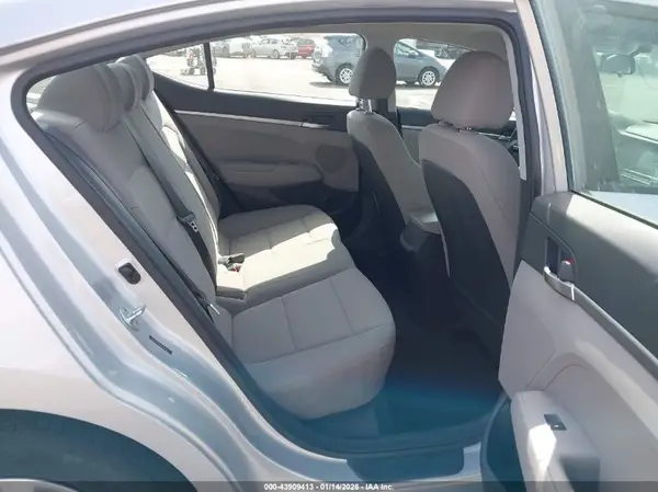 5NPD74LF9KH486169 2019 HYUNDAI ELANTRA - Image 8