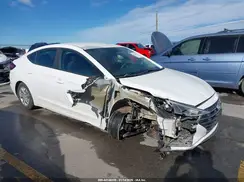 5NPD74LF9KH490867 2019 HYUNDAI ELANTRA