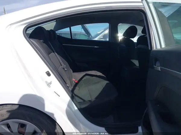 5NPD74LF9KH490867 2019 HYUNDAI ELANTRA - Image 8