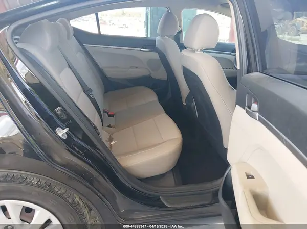 5NPD74LF9KH496233 2019 HYUNDAI ELANTRA - Image 8