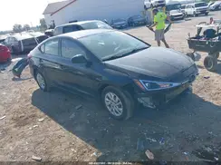 5NPD74LF9KH496684 2019 HYUNDAI ELANTRA