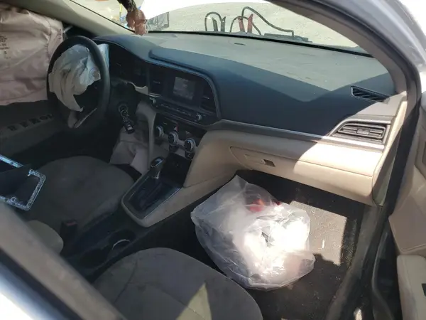5NPD74LF9KH496880 2019 HYUNDAI ELANTRA - Image 8