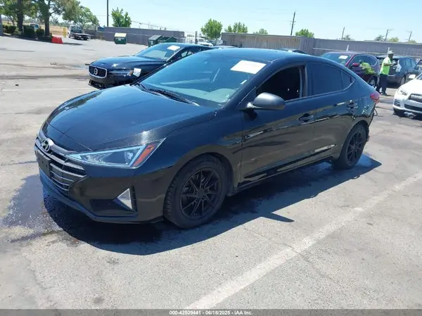 5NPD74LF9LH499280 2020 HYUNDAI ELANTRA - Image 2