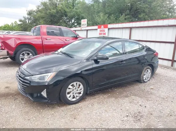 5NPD74LF9LH502520 2020 HYUNDAI ELANTRA - Image 2