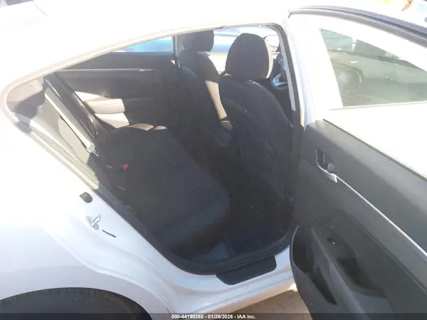 5NPD74LF9LH519446 2020 HYUNDAI ELANTRA - Image 8