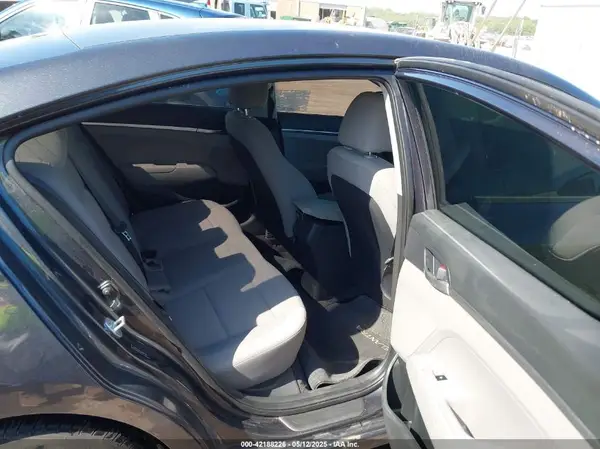 5NPD74LF9LH607929 2020 HYUNDAI ELANTRA - Image 8