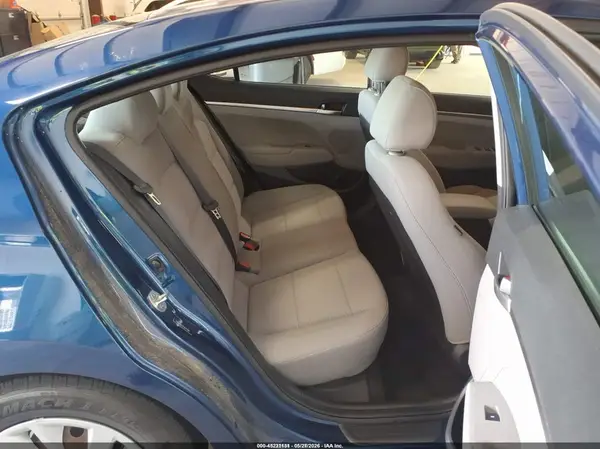 5NPD74LF9LH607946 2020 HYUNDAI ELANTRA - Image 8