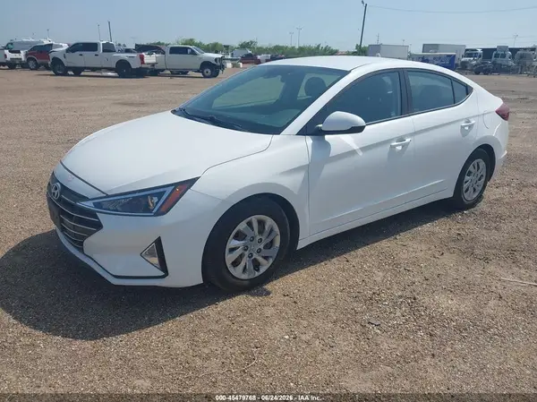 5NPD74LF9LH610832 2020 HYUNDAI ELANTRA - Image 2