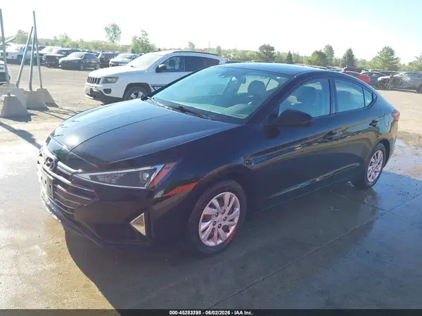 5NPD74LF9LH615450 2020 HYUNDAI ELANTRA - Image 2
