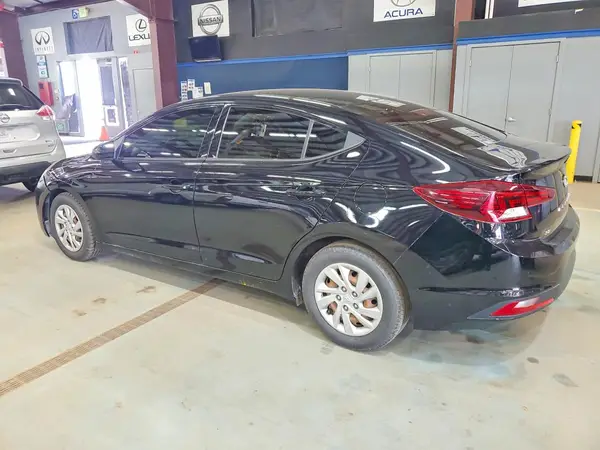 5NPD74LF9LH617067 2020 HYUNDAI ELANTRA - Image 2