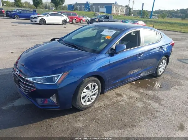 5NPD74LF9LH618185 2020 HYUNDAI ELANTRA - Image 2