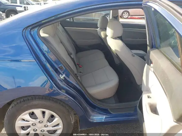 5NPD74LF9LH618185 2020 HYUNDAI ELANTRA - Image 8