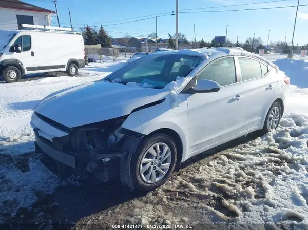 5NPD74LF9LH621006 2020 HYUNDAI ELANTRA - Image 2